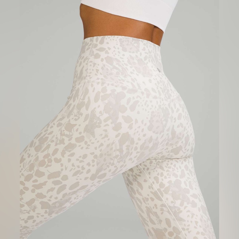 Lululemon Cheetah Camo High-Rise Align Leggings 28 Size 6